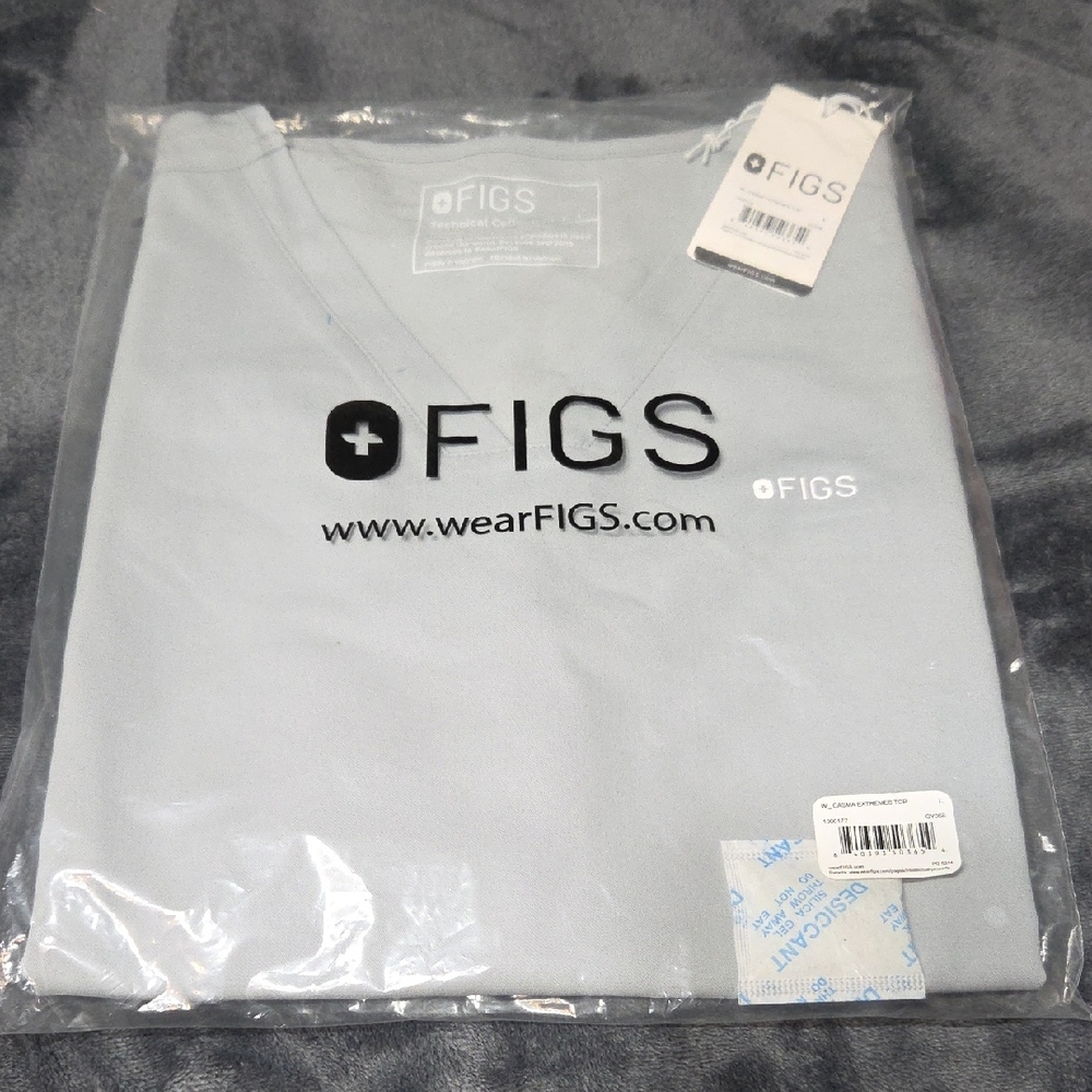 FIGS Light Gray V-Neck Scrub Top Silver Arrow Casma Large NWT